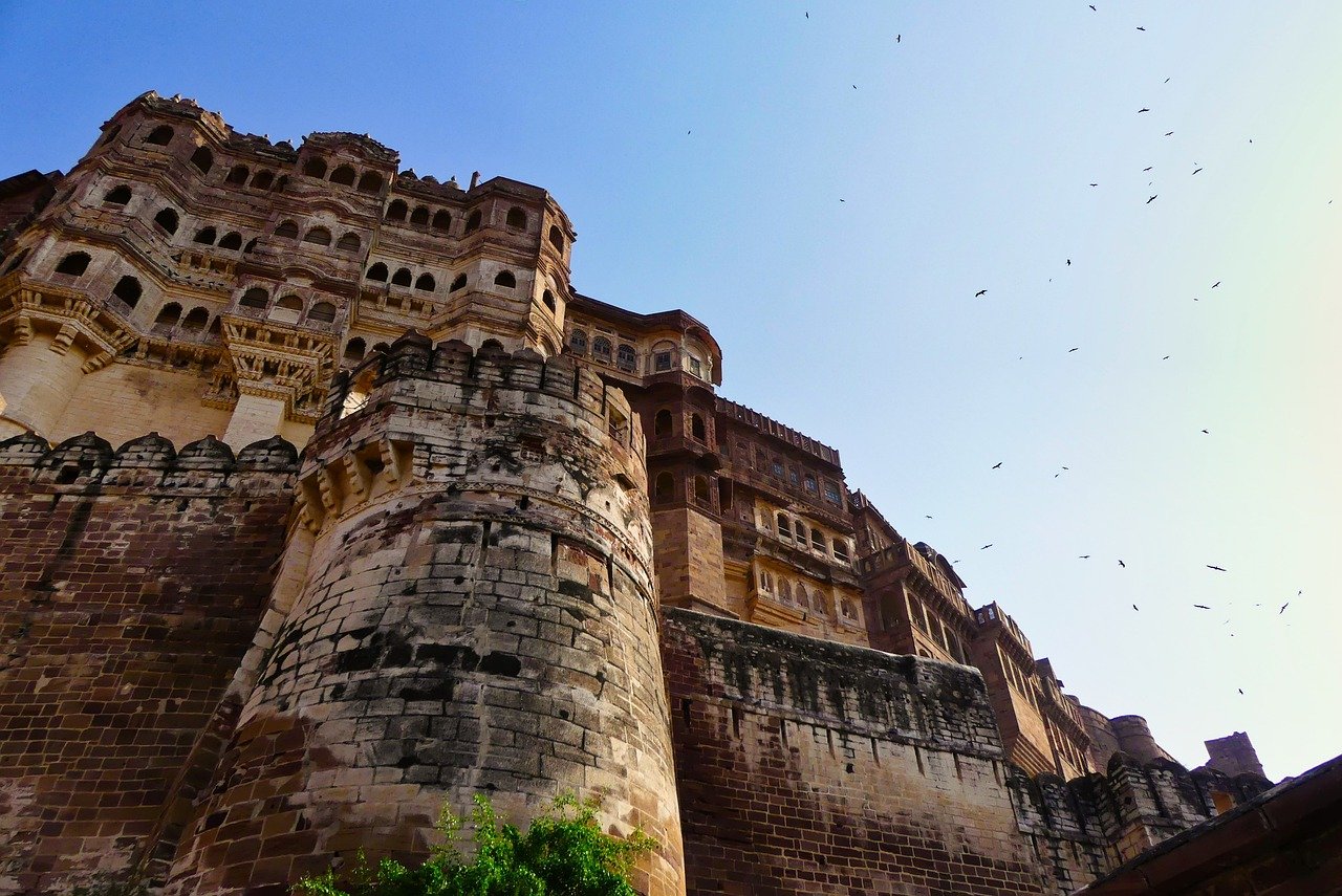 india, away, architecture-3882122.jpg